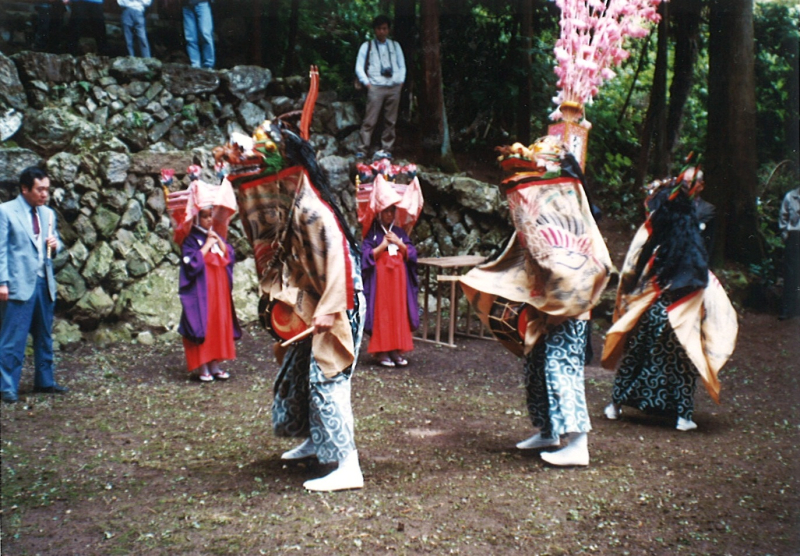 三匹獅子舞