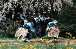 2 2